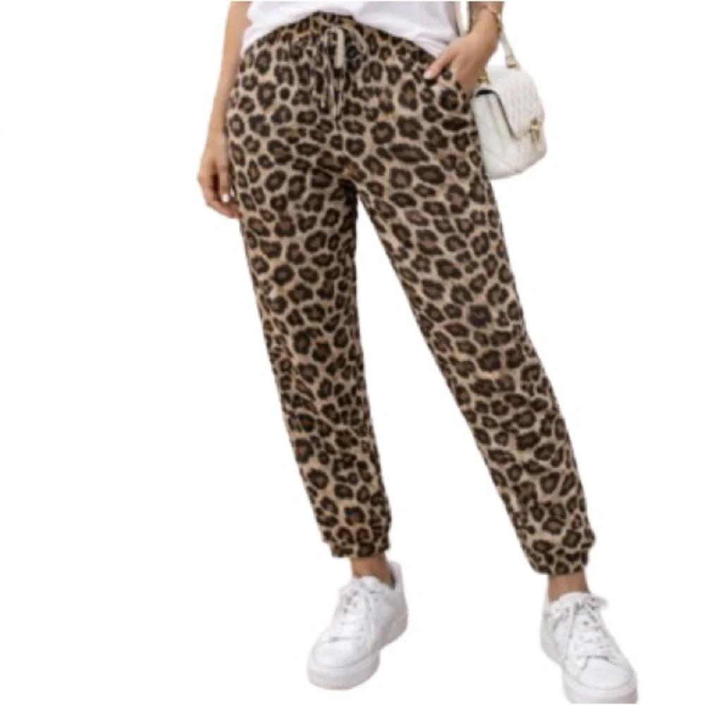 Zara woman Leopard Print Joggers